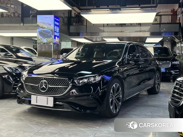 Mercedes-Benz E-class 2024 Черный из Китая, фото 3