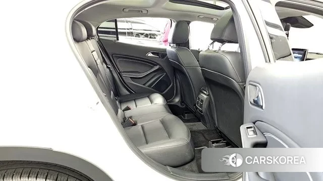 Mercedes-Benz GLA-Class X156 2019 Белый из Кореи, фото 3