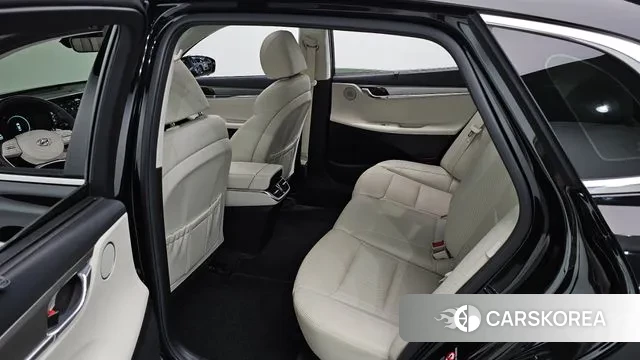 Hyundai The New Grandeur IG Hybrid 2022 Черный из Кореи, фото 3