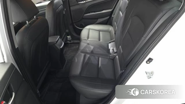 Hyundai Avante AD 2018 Белый из Кореи, фото 3