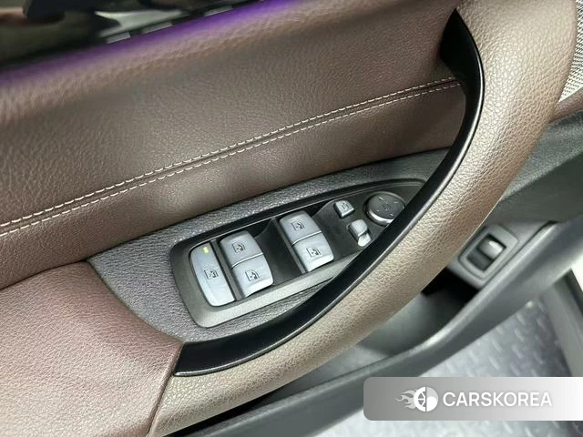 BMW X1 2021 Белый из Китая, фото 3