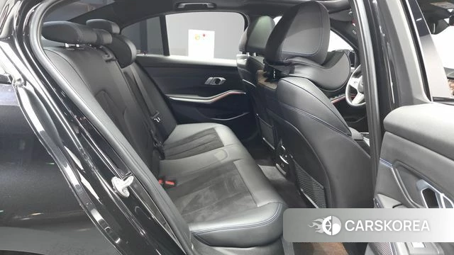 BMW 3 Series (G20) 2022 Черный из Кореи, фото 3
