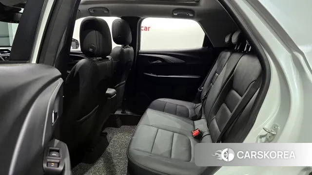 Chevrolet (GM Daewoo) Trailblazer 2021 Белый из Кореи, фото 3