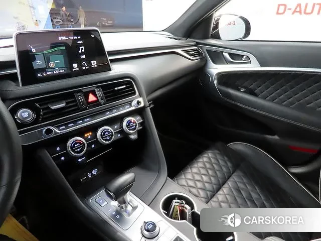 Genesis G70 2019 Черный из Кореи, фото 3