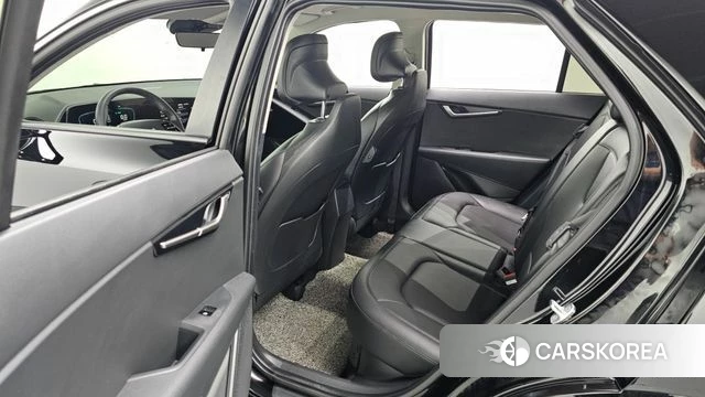 Kia Di Ol Nu Niro 2022 Черный из Кореи, фото 3