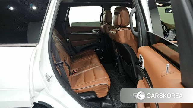 Jeep Grand Cherokee 2021 Белый из Кореи, фото 3