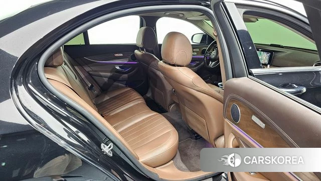 Mercedes-Benz E-Class W213 2019 Черный из Кореи, фото 3