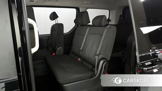 Hyundai Staria 2022 Черный из Кореи, фото 3