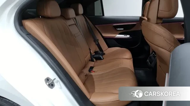 Mercedes-Benz E-Class W214 2024 Белый из Кореи, фото 3