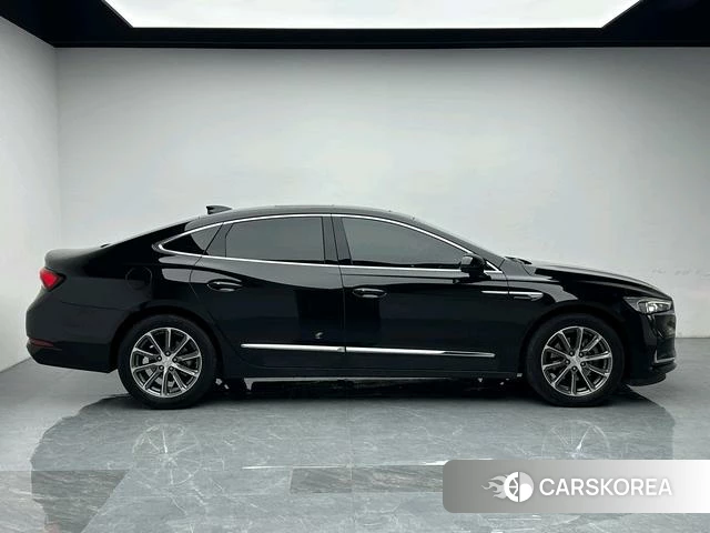 Buick Lacrosse 2023 Черный из Китая, фото 3