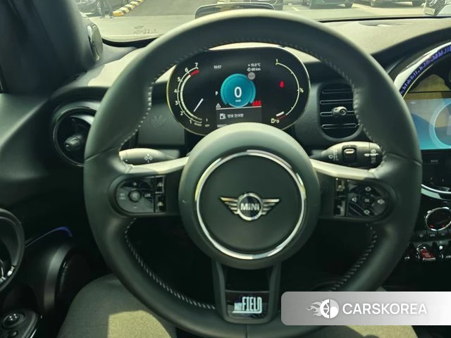 Mini Cooper S 2024 Серебристо-серый из Кореи, фото 3