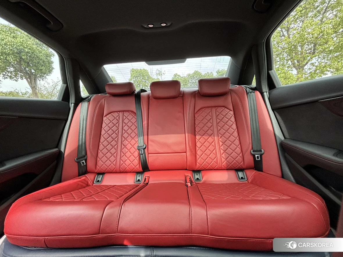 Audi S4 2021 Синий из Китая, фото 3