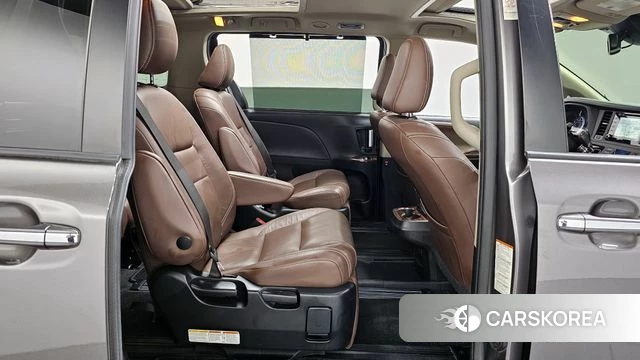 Toyota Sienna 2018 Серый из Кореи, фото 3