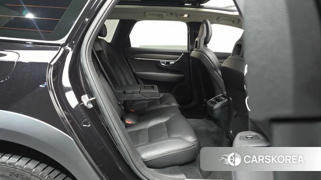 Volvo V90 Cross-Country 2018 Черный из Кореи, фото 3