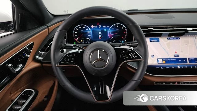 Mercedes-Benz E-Class W214 2026 Белый из Кореи, фото 3