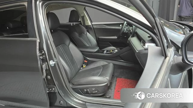 Kia K5 3rd generation 2021 Серый из Кореи, фото 3