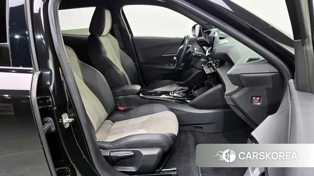 Peugeot e-2008 second generation 2020 Черный из Кореи, фото 3