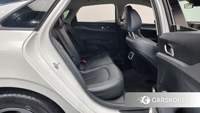 Kia The New K5 3rd generation 2024 Белый из Кореи, фото 3