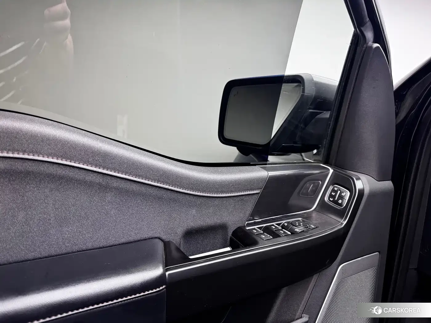 Ford F-150 2023 Черный из Китая, фото 4