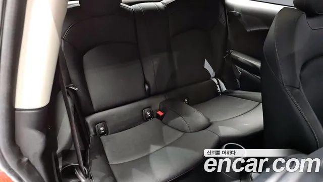 Mini Cooper 2018 Красный из Кореи, фото 3