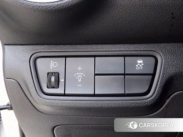 Kia The New K3 2nd generation 2023 Белый из Кореи, фото 3