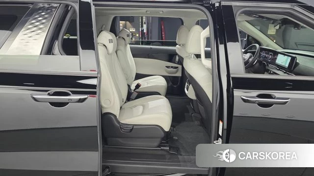 Kia Carnival 4th generation 2023 Черный из Кореи, фото 3
