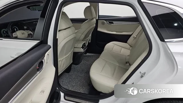 Hyundai The New Grandeur IG Hybrid 2021 Белый из Кореи, фото 3
