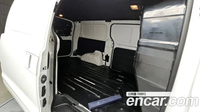 Hyundai The New Grand Starex 2021 Белый из Кореи, фото 3