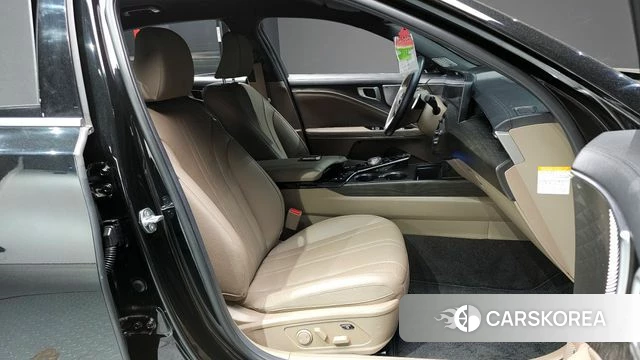 Kia K8 Hybrid 2024 Черный из Кореи, фото 3