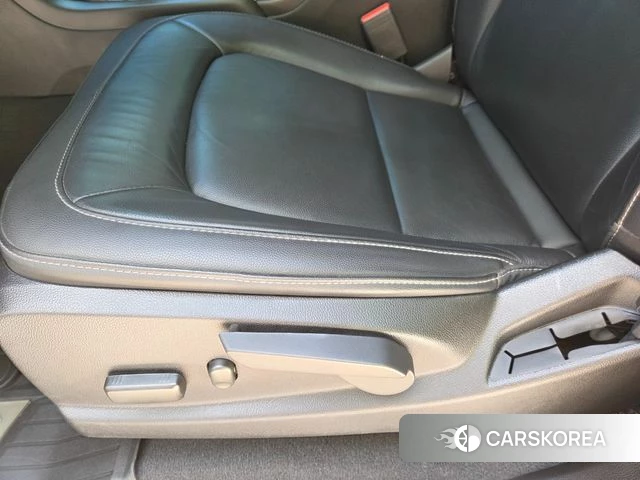 Chevrolet (GM Daewoo) Real New Colorado 2020 Серый из Кореи, фото 3