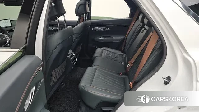 Genesis GV70 2022 Белый из Кореи, фото 3