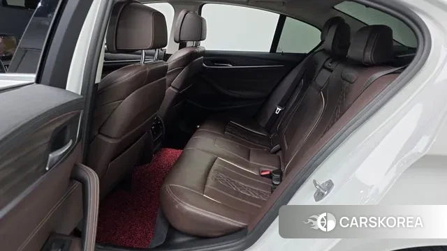 BMW 5 Series (G30) id 3626262 из Кореи 3