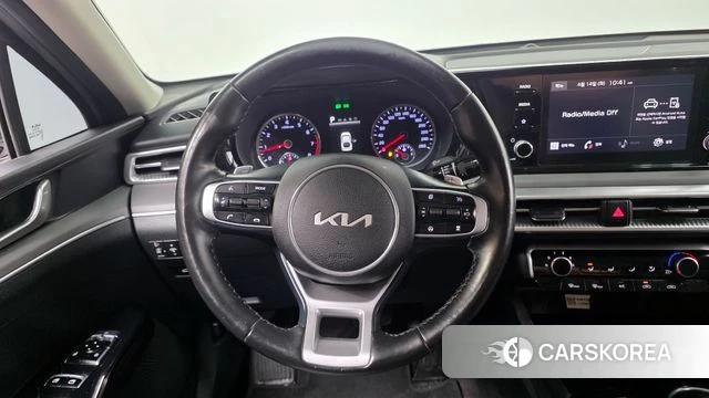 Kia K5 3rd generation 2023 Серый из Кореи, фото 3