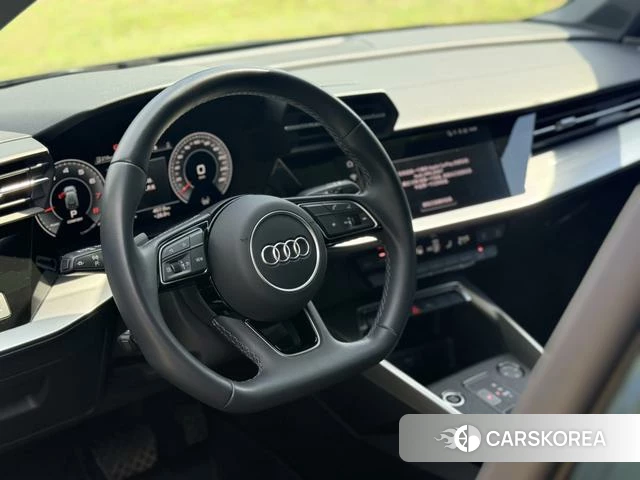 Audi A3 2024 Зеленый из Китая, фото 3
