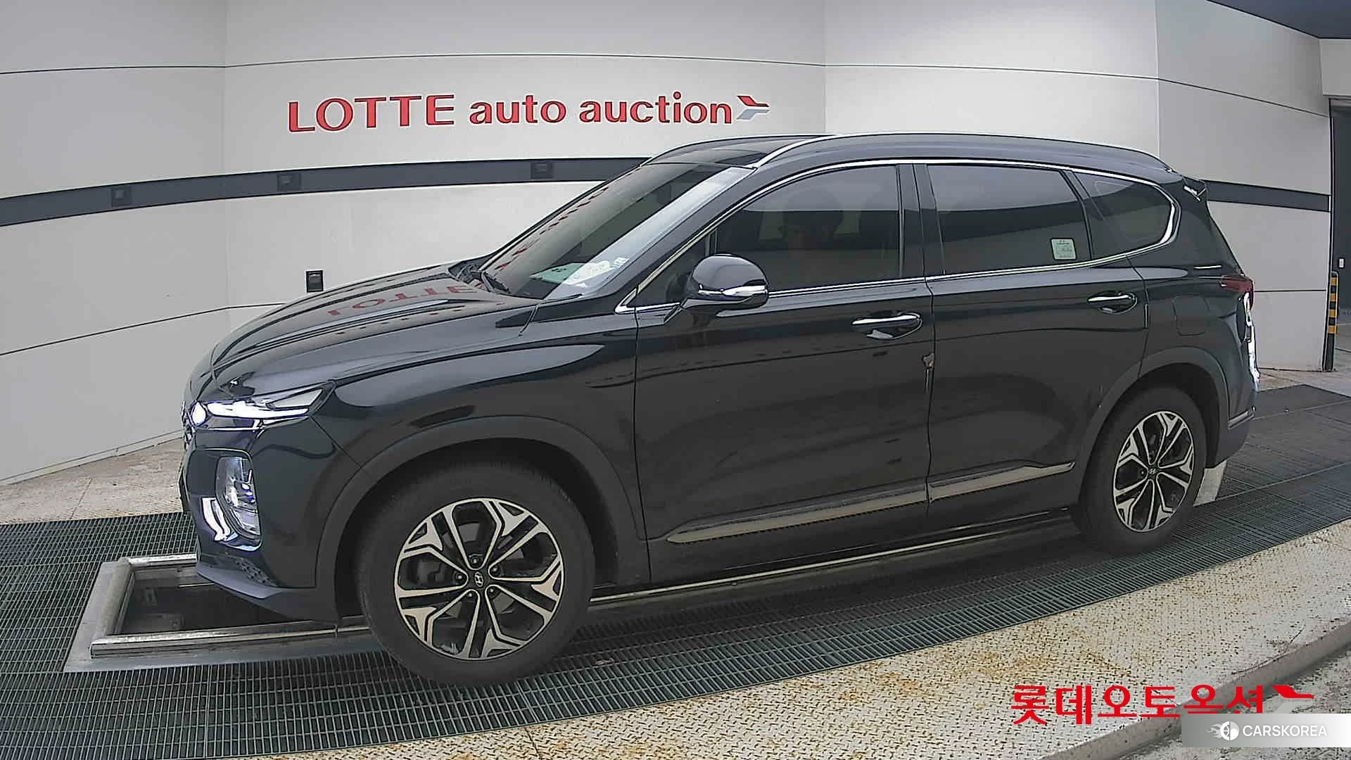 Hyundai Santa Fe 2019 Черный из Кореи, фото 3