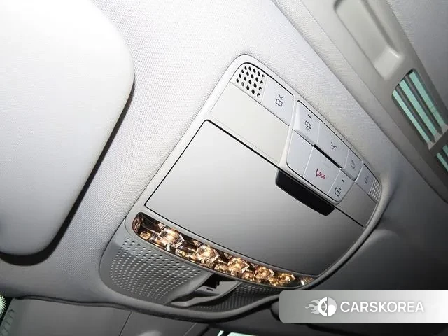 Mercedes-Benz C-Class W205 2019 Черный из Кореи, фото 3