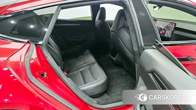 Tesla Model S 2023 Красный из Кореи, фото 3