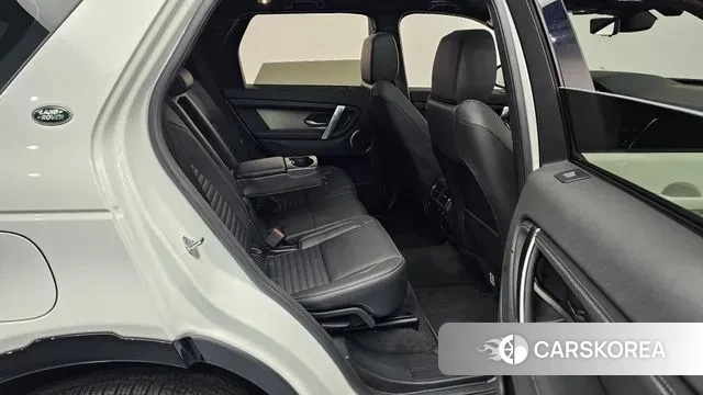 Land Rover Discovery Sports 2nd Generation 2024 Белый из Кореи, фото 3