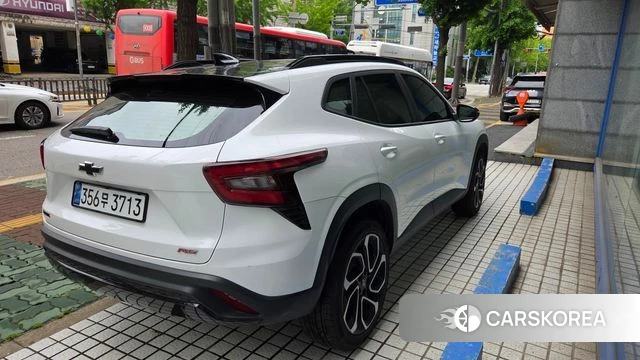 Chevrolet (GM Daewoo) Trax Crossover 2025 Белый из Кореи, фото 3