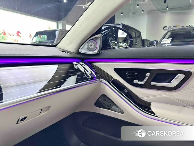 Mercedes-Benz Maybach S-class 2023 Зеленый из Китая, фото 3