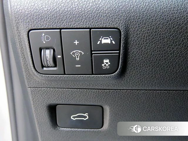 Kia K5 3rd generation 2022 Серебристо-серый из Кореи, фото 3