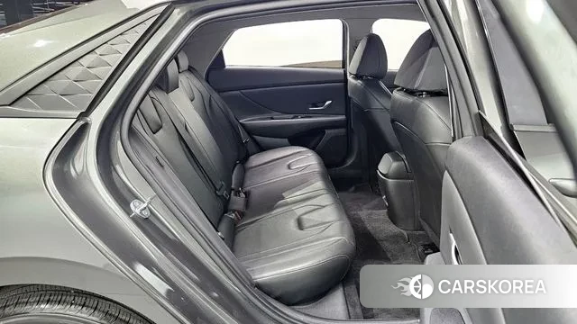 Hyundai The New Avante (CN7) 2023 Серый из Кореи, фото 3