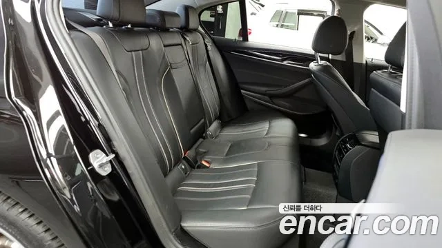 BMW 5 Series (G30) id 2907671 из Кореи 3