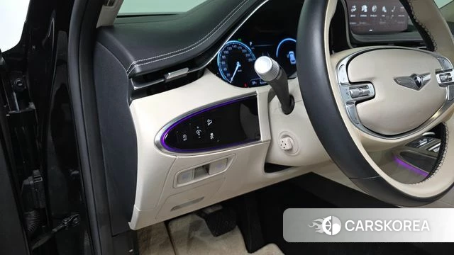 Genesis GV70 2021 Черный из Кореи, фото 3