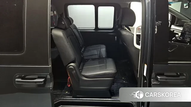 Hyundai Staria 2024 Серый из Кореи, фото 3