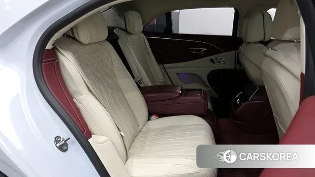 Bentley Flying Spur 3rd Generation 2020 Белый из Кореи, фото 3