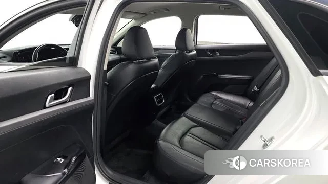 Kia K5 3rd generation 2022 Белый из Кореи, фото 3