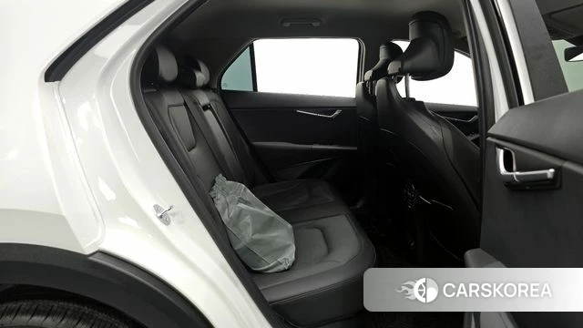 Kia Di Ol Nu Niro 2025 Белый из Кореи, фото 3