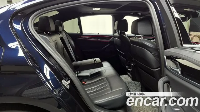 BMW 5 Series (G30) id 2680306 из Кореи 3