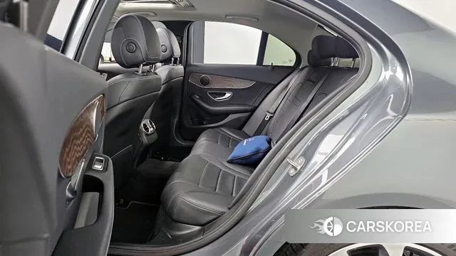 Mercedes-Benz C-Class W205 2018 Серый из Кореи, фото 3